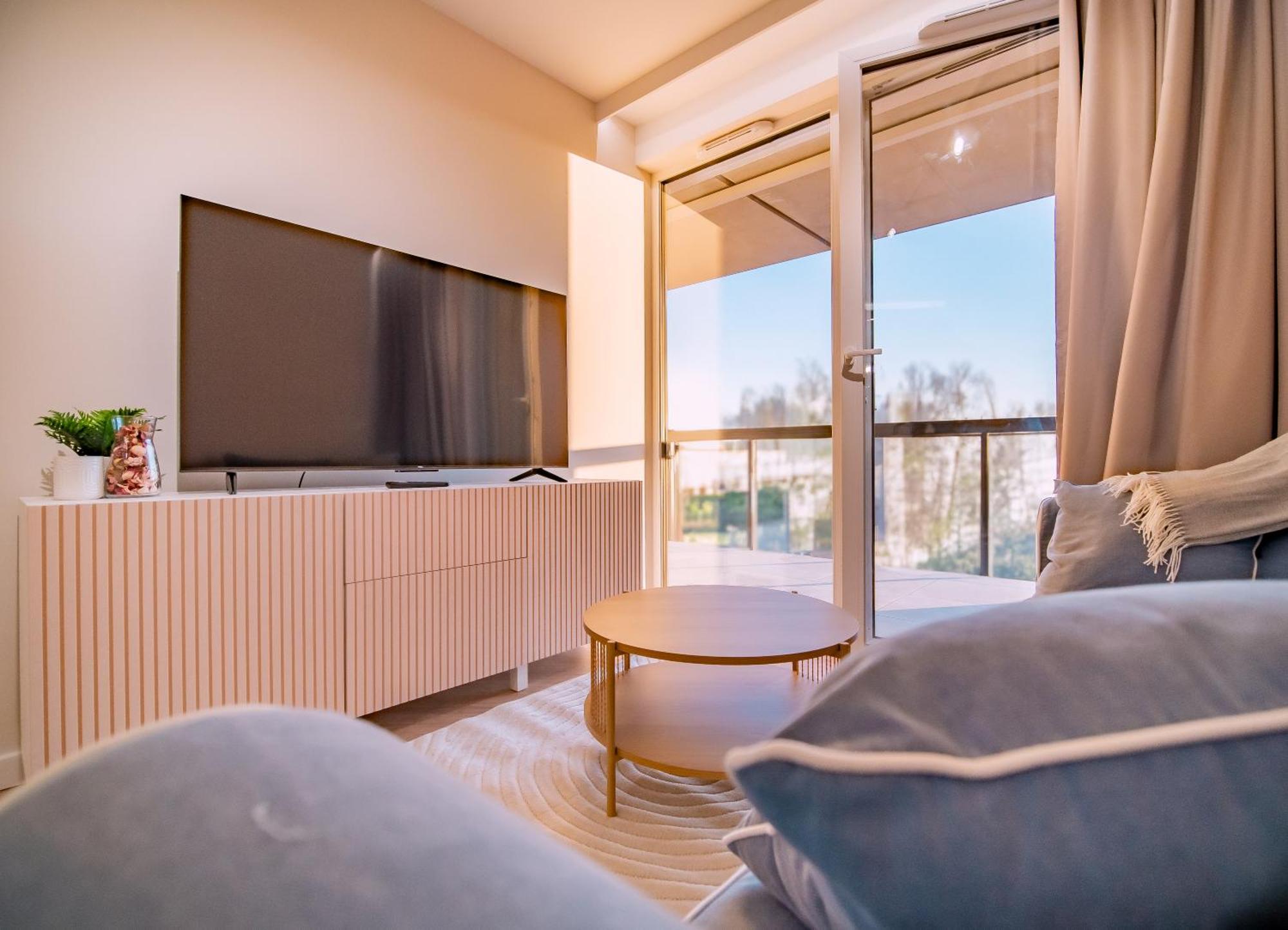 Apartment Champion's Bay